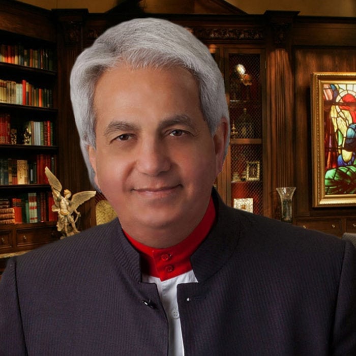 Pastor Benny Hinn