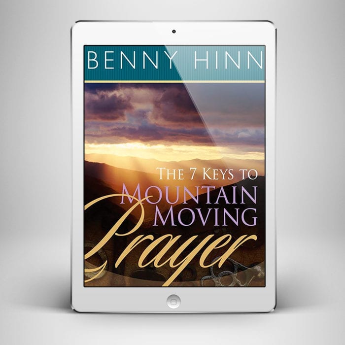 7 Keys to Prayer - Front Cover - Benny Hinn Ministries