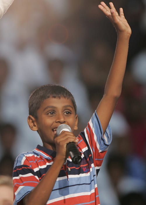 Boy is healed at Benny Hinn Ministries Holy Spirit Miracle Service