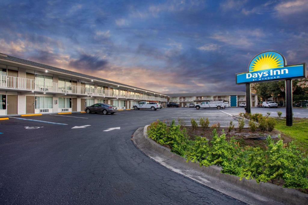 Days Inn by Wyndham Apopka:Orlando